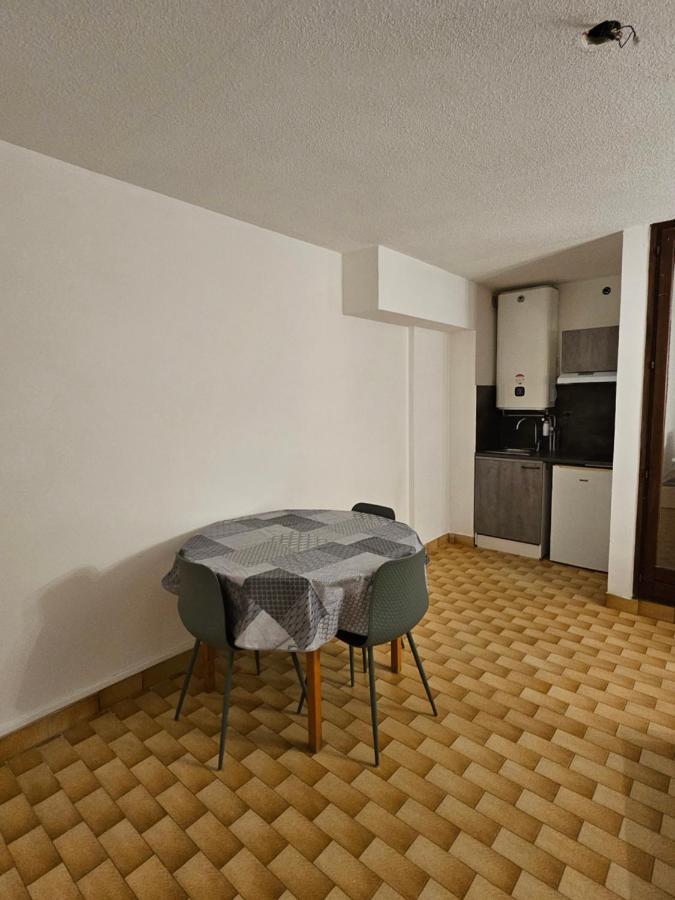 Studio Cabine Clim Wifi Parking Draps - 1 Etoile - Self Check-In Possible La Grande-Motte Zewnętrze zdjęcie
